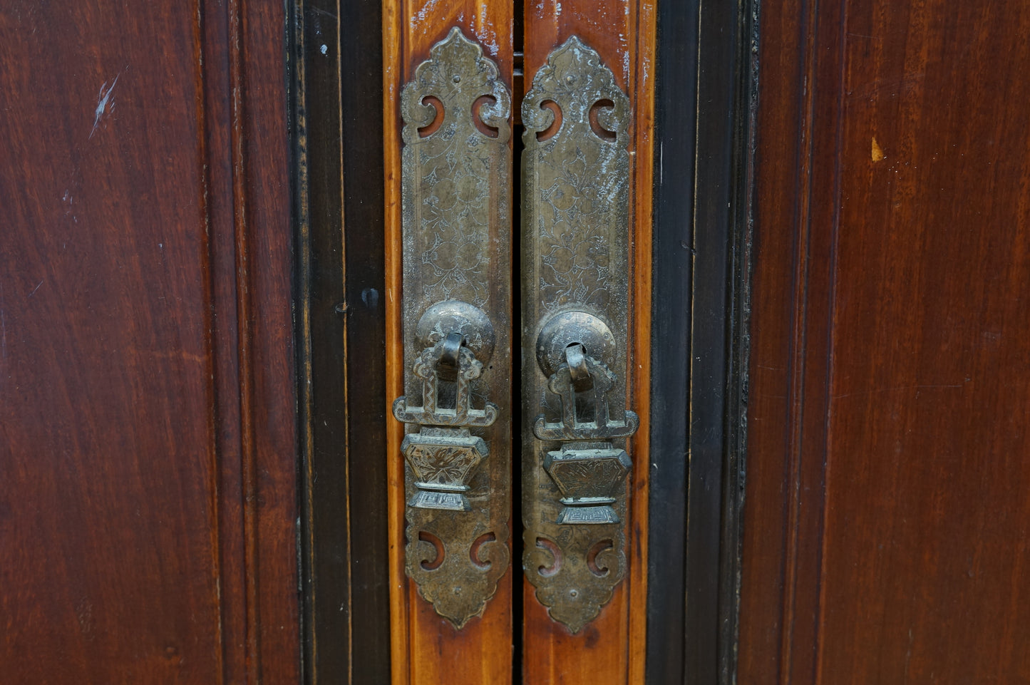 Cabinet 140Yrs Wenzhou