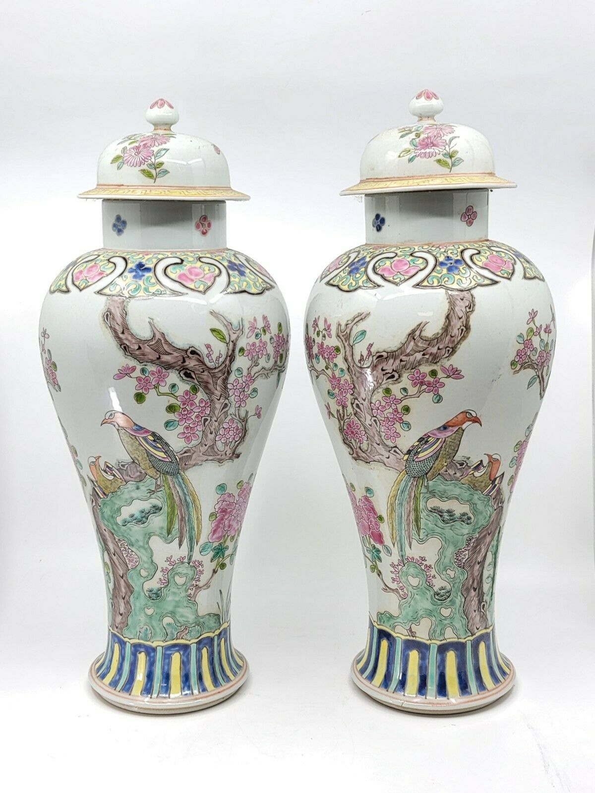 A Pair Of Famille Rose Porcelain Temple Vases And Lids(Mid-20th C )