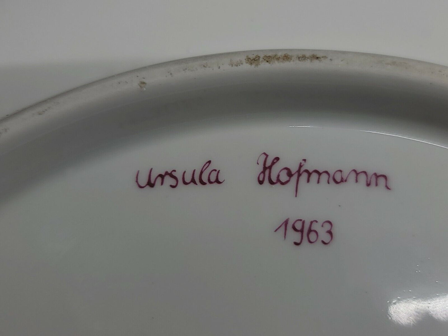 Meissen Porcelain Large KAKIEMON Decorative Plate10" -Painted by Ursula Hofmann