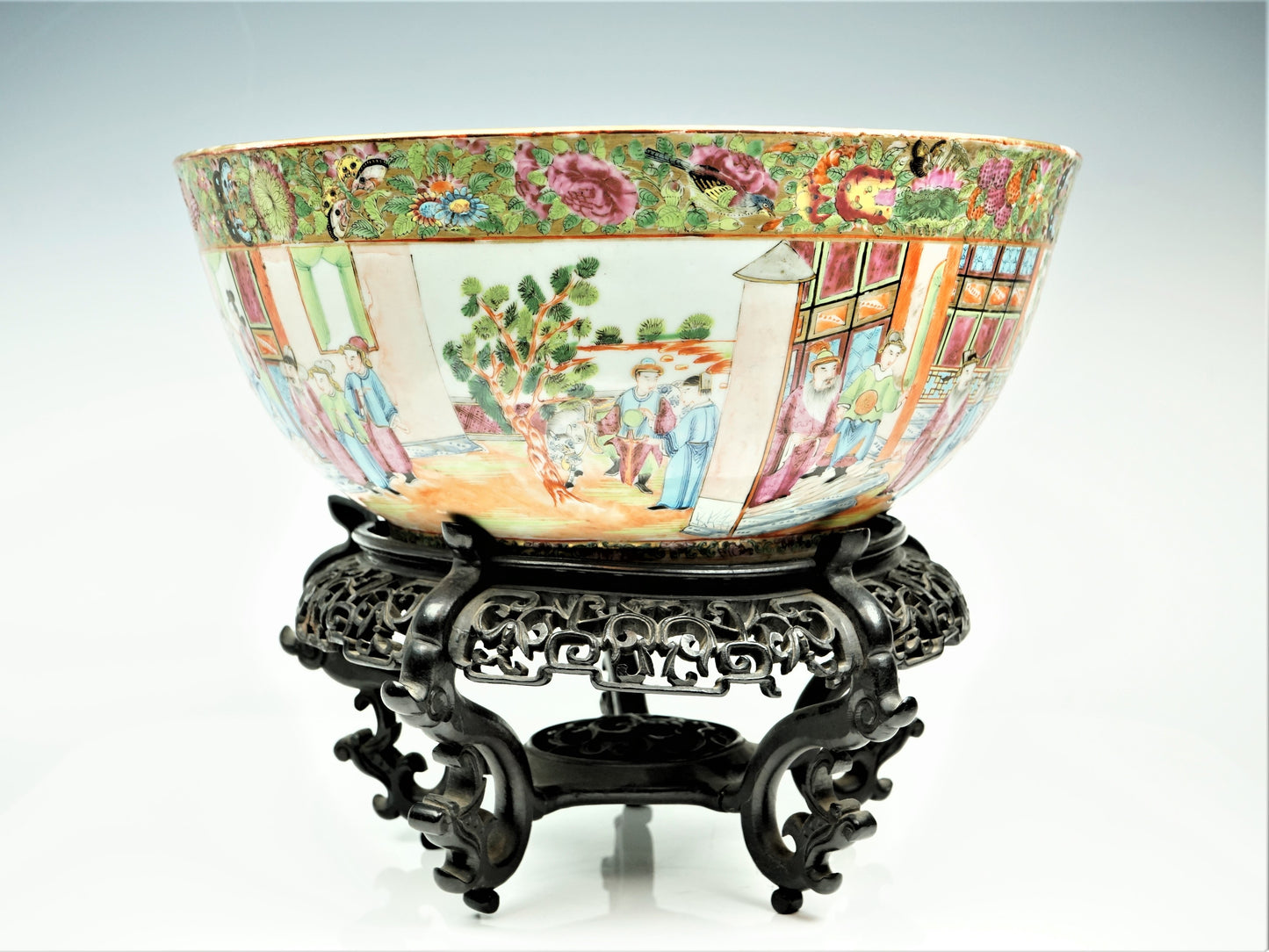 QING Dynasty Chinese Rose Medallion Punch Bowl