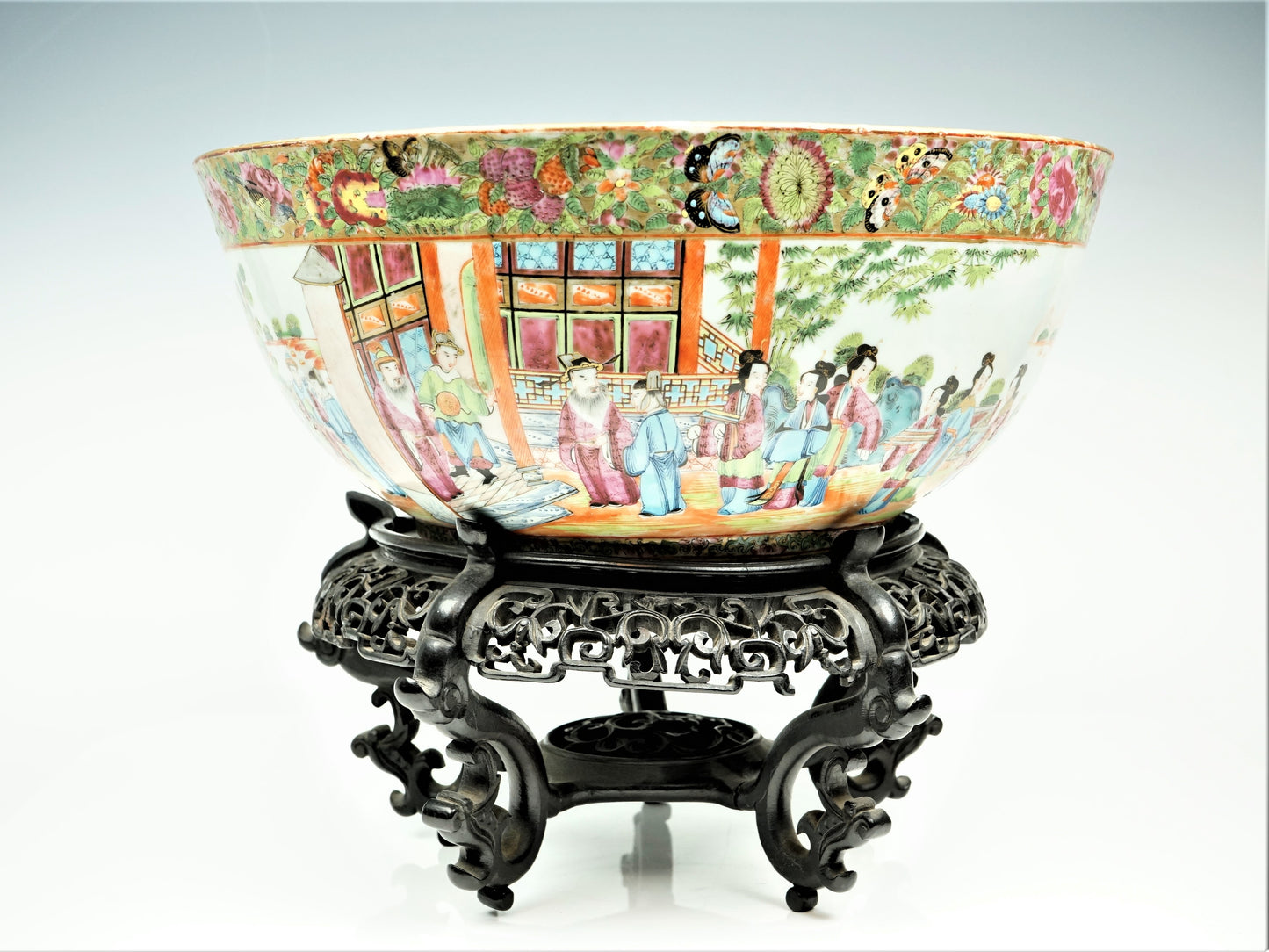 QING Dynasty Chinese Rose Medallion Punch Bowl