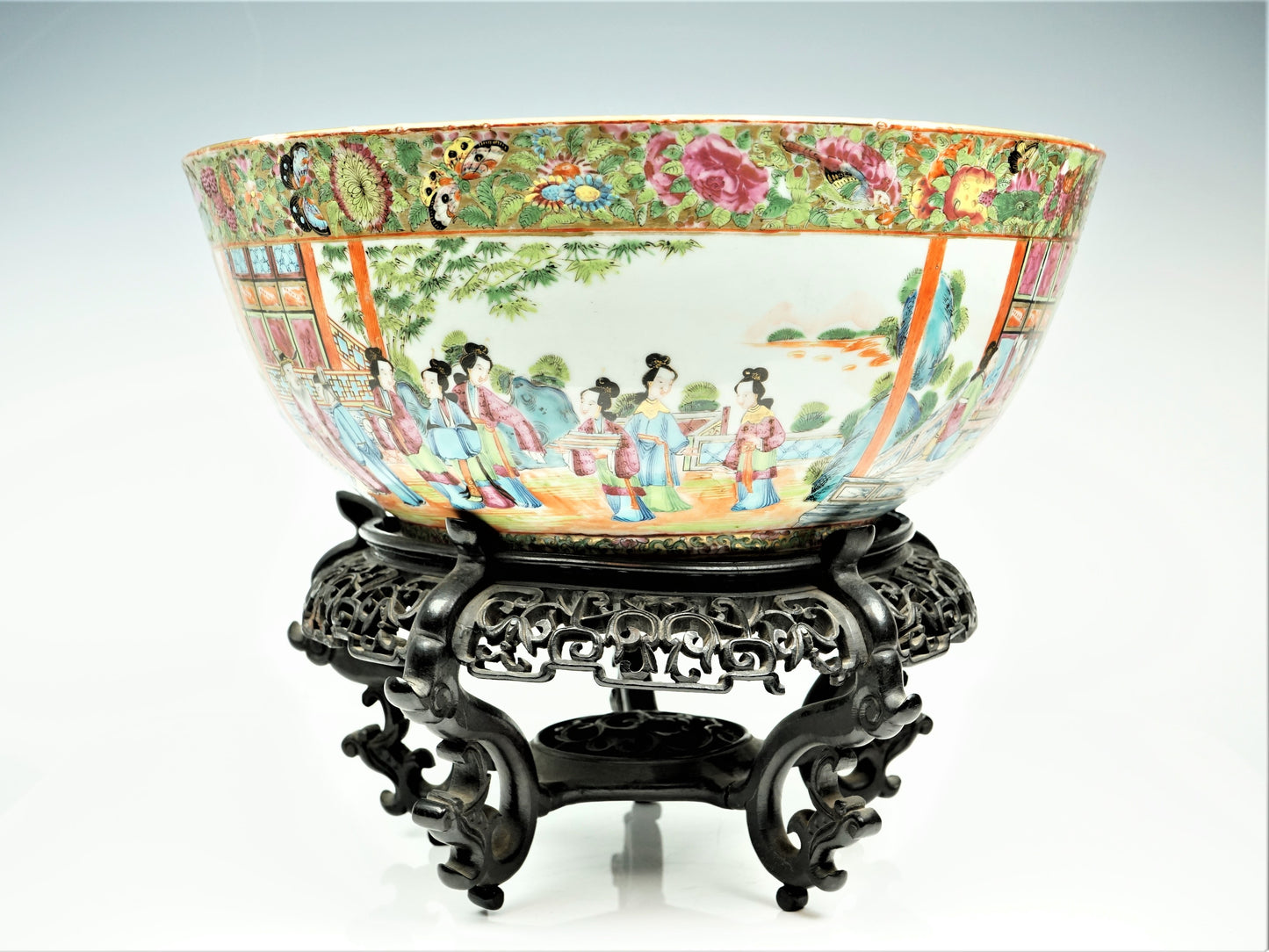 QING Dynasty Chinese Rose Medallion Punch Bowl