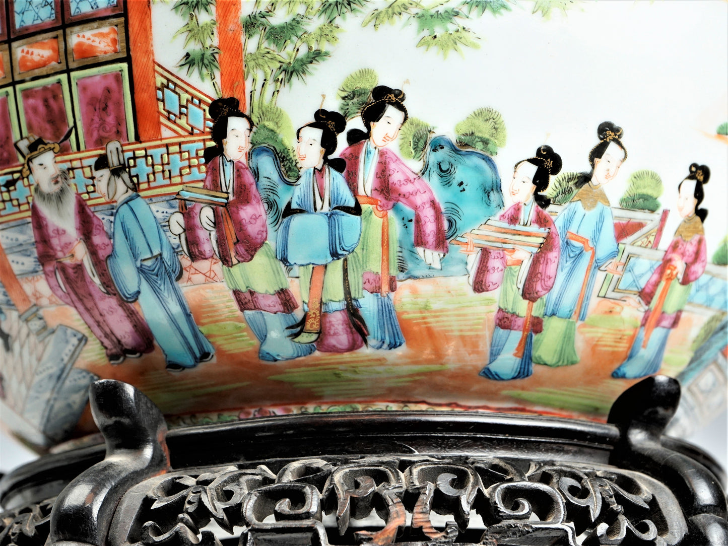 QING Dynasty Chinese Rose Medallion Punch Bowl