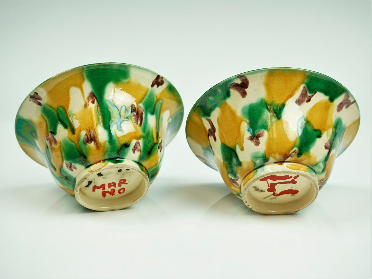 A Pair of 19th C. Chinese Export Spinach and Egg Bowls