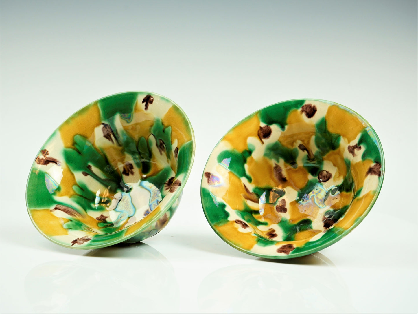 A Pair of 19th C. Chinese Export Spinach and Egg Bowls
