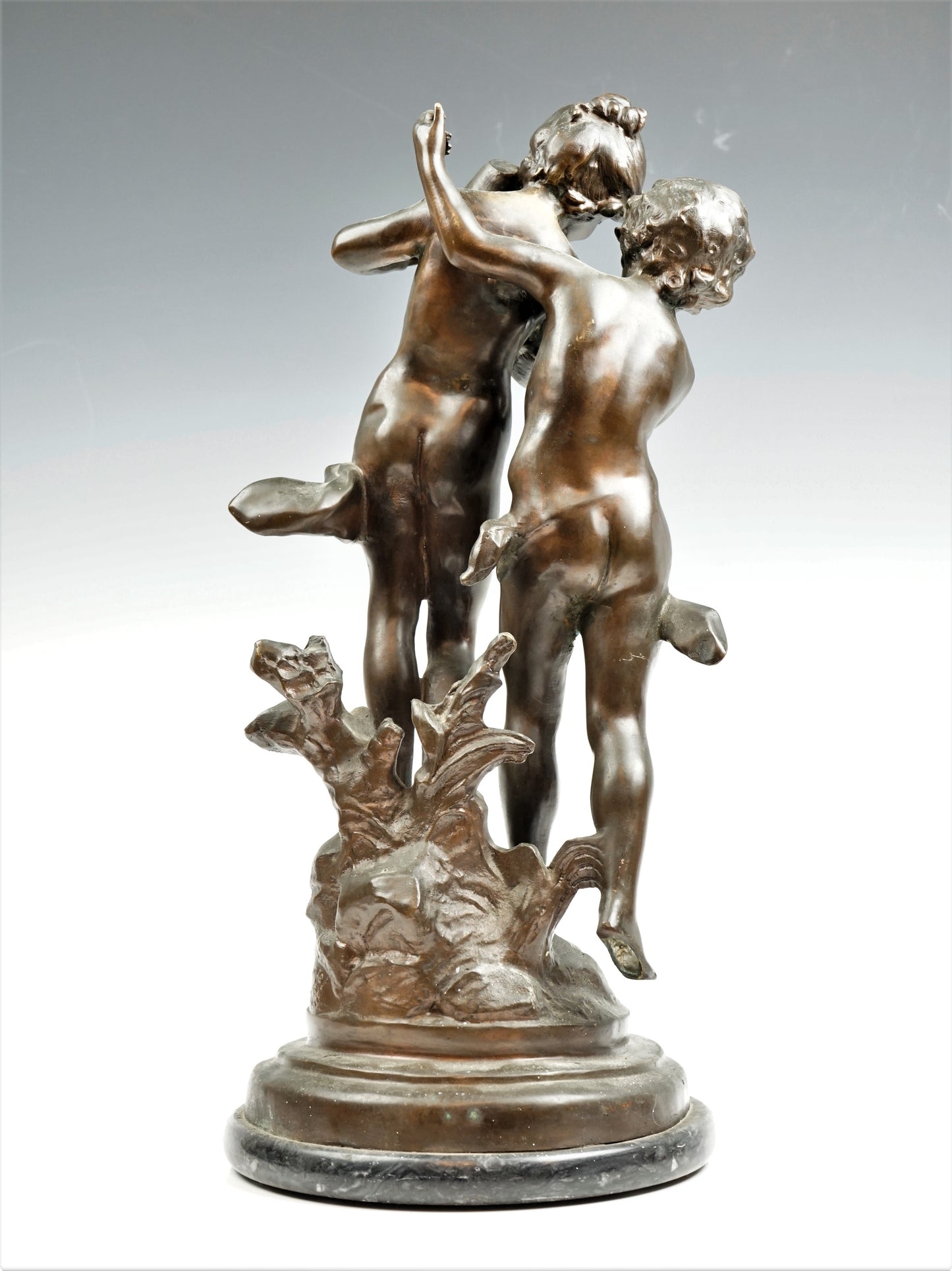 Children with water vase bronze signed: Aug. Moreau Paris