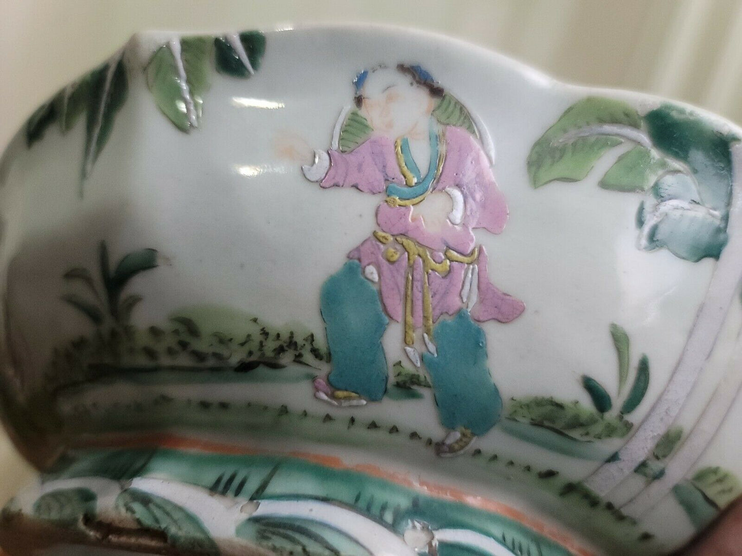 Antique 1900's Chinese Famille Rose Footed Porcelain Bowl Plate