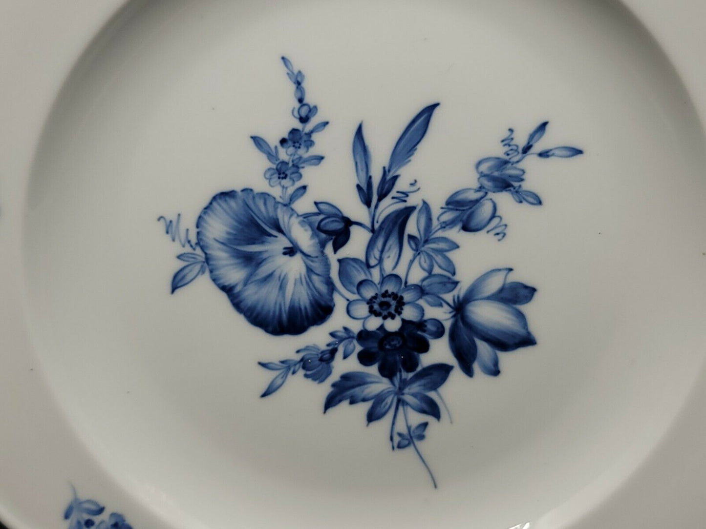 MEISSEN HAND PAINTED BLUE FLOWERS & BUGS SERVING BOWL - 8 1/2"