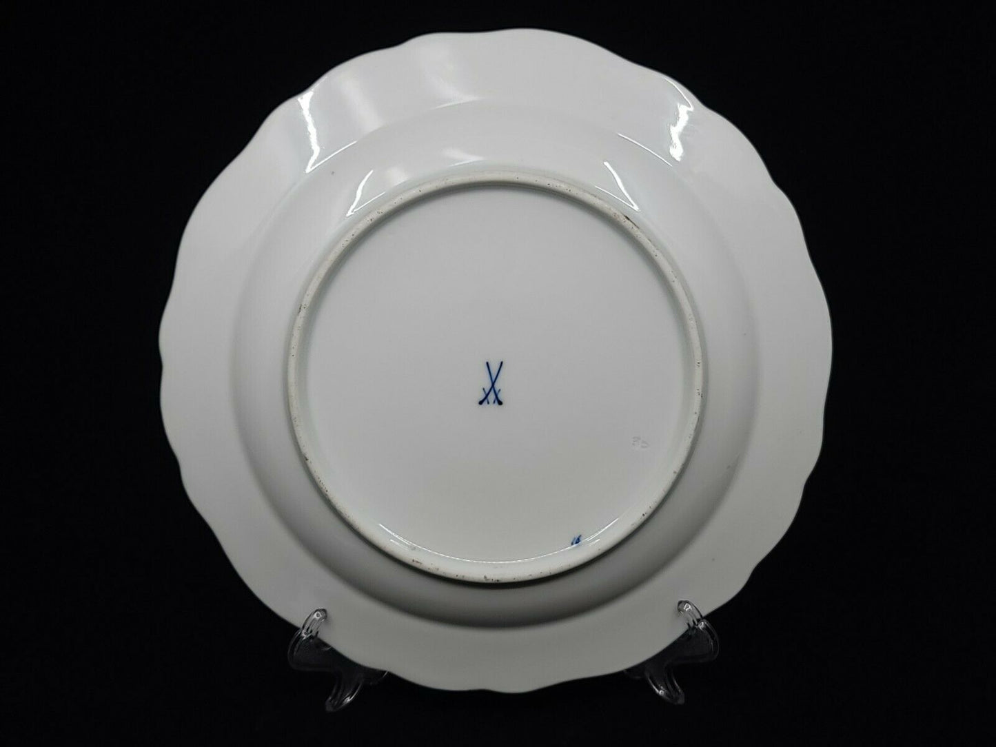 MEISSEN HAND PAINTED BLUE FLOWERS & BUGS SERVING BOWL - 8 1/2"