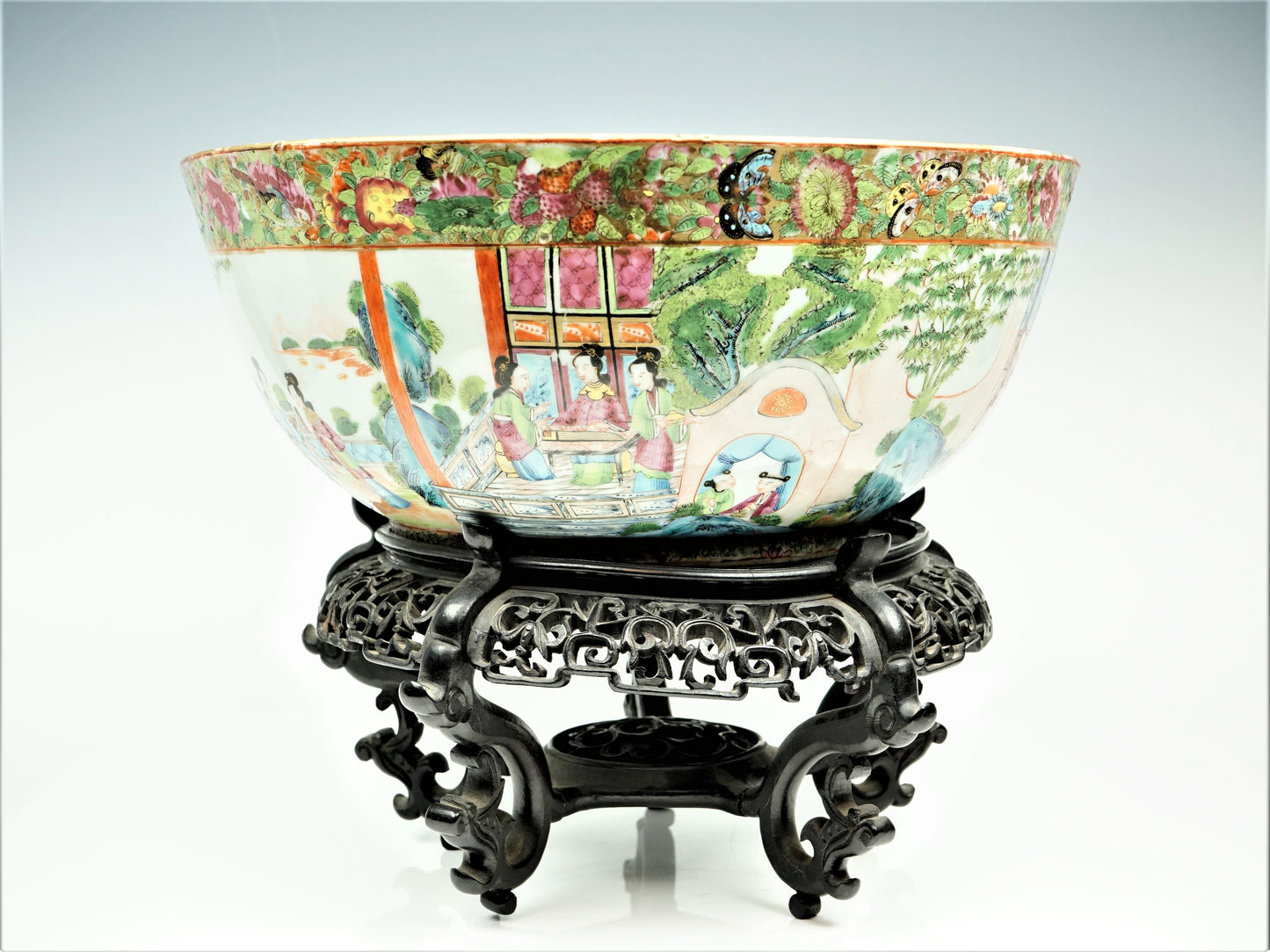 QING Dynasty Chinese Rose Medallion Punch Bowl