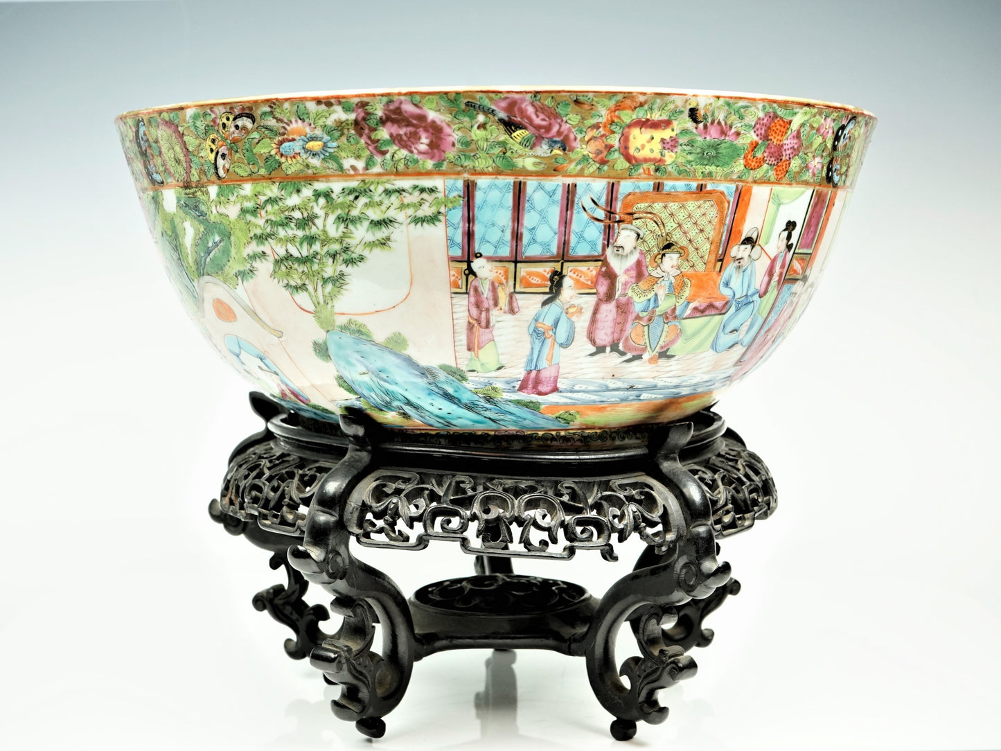 QING Dynasty Chinese Rose Medallion Punch Bowl
